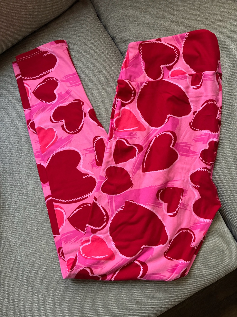 LuLaRoe Pink & Red Heart Print Leggings